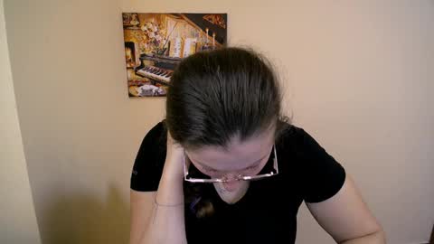 Snapshot of _annabelle_lee chatting on February 2025 07:45:01 AM Anna online show from February 2025 07:45:01 AM