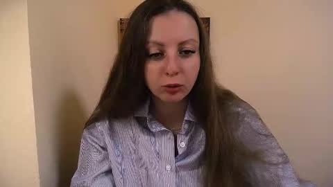 Snapshot of _annabelle_lee chatting on September 2025 06:48:01 AM Anna online show from September 2025 06:48:01 AM