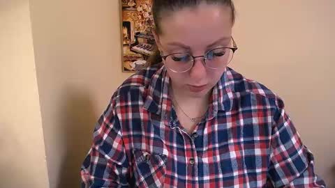 Snapshot of _annabelle_lee chatting on September 2025 06:51:02 AM Anna online show from September 2025 06:51:02 AM