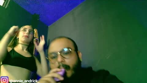 Snapshot of _annie_andrick_ chatting on October 2025 01:42:02 PM Annie Andrick online show from October 2025 01:42:02 PM