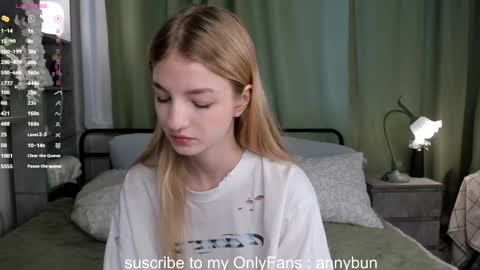 Snapshot of _annybunny_ chatting on October 2025 07:08:01 AM Nabif online show from October 2025 07:08:01 AM