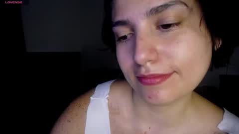 Snapshot of _atenea_golden chatting on December 2024 01:03:02 AM atenea online show from December 2024 01:03:02 AM