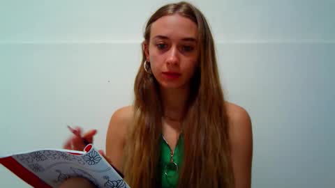 Snapshot of _aurora_sweet chatting on September 2025 09:09:01 AM _aurora_sweet online show from September 2025 09:09:01 AM