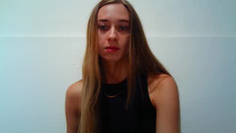 Snapshot of _aurora_sweet chatting on September 2025 08:58:02 AM _aurora_sweet online show from September 2025 08:58:02 AM
