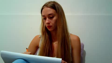 Snapshot of _aurora_sweet chatting on September 2025 09:31:02 AM _aurora_sweet online show from September 2025 09:31:02 AM