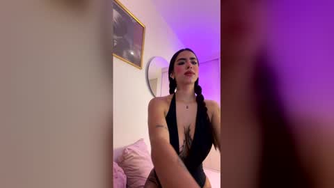 Snapshot of _azul17 chatting on December 2025 01:32:02 AM hell y online show from December 2025 01:32:02 AM