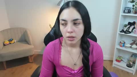 Snapshot of _bellaevans_ chatting on February 2025 05:37:01 AM Bella Evans online show from February 2025 05:37:01 AM