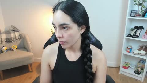 Snapshot of _bellaevans_ chatting on February 2025 05:33:01 AM Bella Evans online show from February 2025 05:33:01 AM