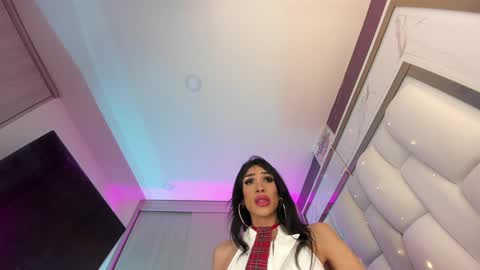 _bellaswwet_ online show from January 2025 09:11:02 PM