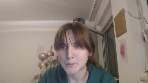 _biscotti_ online show from February 2025 07:36:01 PM