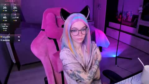 Olivia Subscribe to my Fansly -   online show from October 2025 11:05:01 PM