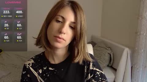 Laura online show from September 2025 01:27:01 PM