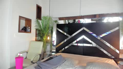 Snapshot of _candy_sweet chatting on October 2025 05:57:02 PM Candy online show from October 2025 05:57:02 PM