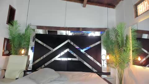 Snapshot of _candy_sweet chatting on November 2025 06:30:02 PM Candy online show from November 2025 06:30:02 PM