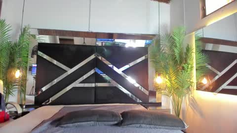 Snapshot of _candy_sweet chatting on November 2025 04:07:02 PM Candy online show from November 2025 04:07:02 PM