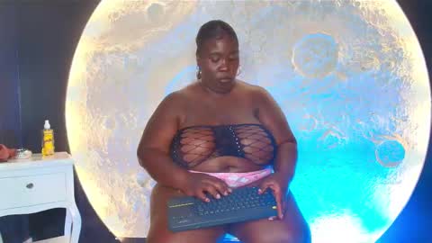 Snapshot of _carolinagomez chatting on October 2025 07:35:02 PM Caro. online show from October 2025 07:35:02 PM