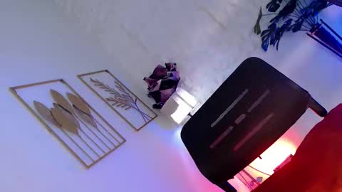 Snapshot of _caroline69 chatting on October 2025 10:18:02 PM Caroline online show from October 2025 10:18:02 PM