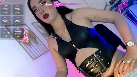 Snapshot of _caroline69 chatting on October 2025 08:02:02 AM Caroline online show from October 2025 08:02:02 AM