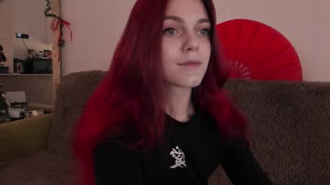 Snapshot of _caroline_coy chatting on September 2025 10:05:01 AM Caroline online show from September 2025 10:05:01 AM
