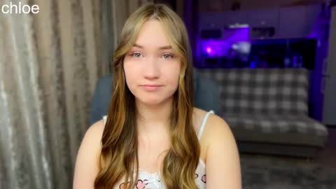 Snapshot of _chloe_miller_ chatting on October 2025 07:14:01 PM _chloe_miller_ online show from October 2025 07:14:01 PM