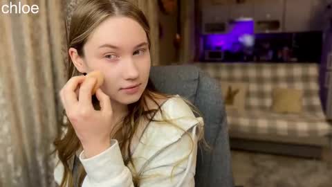 Snapshot of _chloe_miller_ chatting on November 2025 08:33:02 PM _chloe_miller_ online show from November 2025 08:33:02 PM