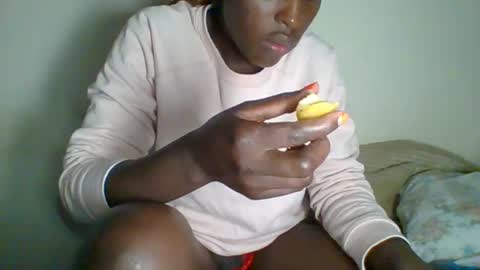 Snapshot of _clara01 chatting on February 2025 11:23:02 AM clara online show from February 2025 11:23:02 AM