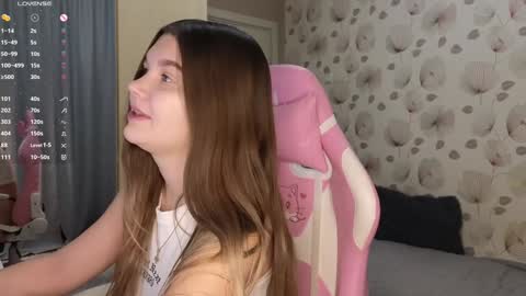 Snapshot of _cute_ice chatting on December 2024 04:45:02 AM _cute_ice online show from December 2024 04:45:02 AM