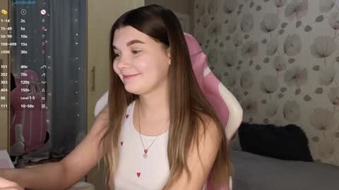 Snapshot of _cute_ice chatting on February 2025 03:43:02 AM _cute_ice online show from February 2025 03:43:02 AM