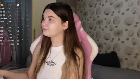 Snapshot of _cute_ice chatting on February 2025 05:08:01 AM _cute_ice online show from February 2025 05:08:01 AM