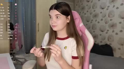 Snapshot of _cute_ice chatting on March 2025 05:42:01 AM _cute_ice online show from March 2025 05:42:01 AM