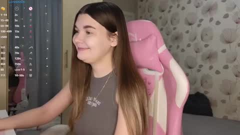 Snapshot of _cute_ice chatting on March 2025 04:50:02 AM _cute_ice online show from March 2025 04:50:02 AM