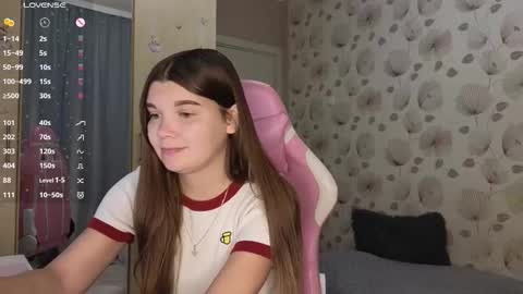 Snapshot of _cute_ice chatting on September 2025 05:08:02 AM _cute_ice online show from September 2025 05:08:02 AM