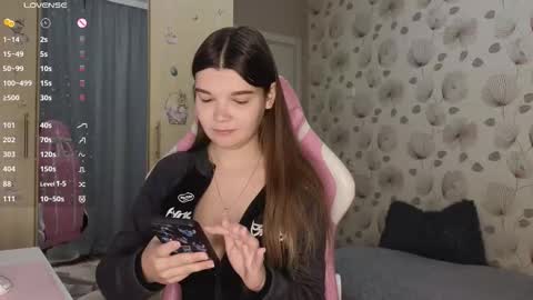 Snapshot of _cute_ice chatting on October 2025 05:05:01 AM _cute_ice online show from October 2025 05:05:01 AM