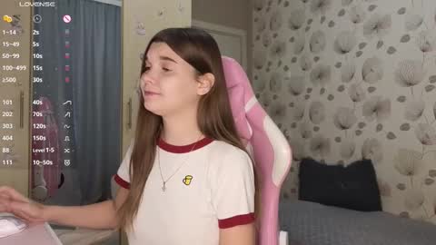 Snapshot of _cute_ice chatting on October 2025 07:06:02 AM _cute_ice online show from October 2025 07:06:02 AM