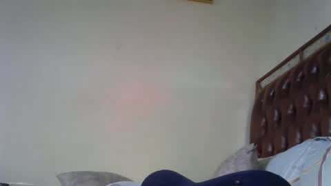 lily online show from October 2025 08:37:01 AM