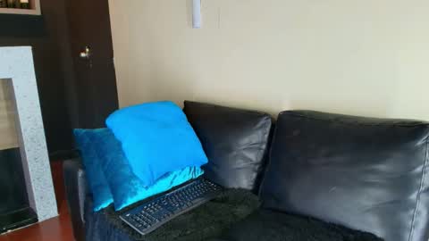 Snapshot of _dantfox_ chatting on October 2025 07:25:02 PM Dante online show from October 2025 07:25:02 PM