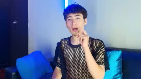 Snapshot of _dantfox_ chatting on October 2025 08:15:02 PM Dante online show from October 2025 08:15:02 PM