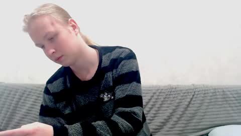 Snapshot of _dash_ chatting on December 2024 04:57:01 PM Tony online show from December 2024 04:57:01 PM