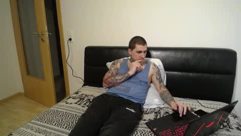 Snapshot of _devil_in_me_ chatting on January 2025 04:16:01 PM _devil_in_me_ online show from January 2025 04:16:01 PM