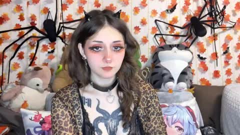 Kate online show from September 2025 04:31:02 PM