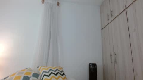 Diana online show from February 2025 09:04:02 PM