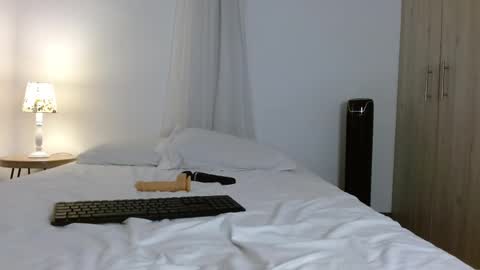 Diana online show from March 2025 08:05:01 PM