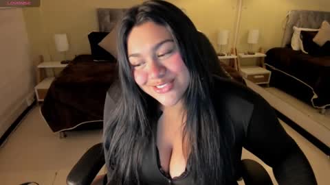 Dulcinea online show from October 2025 03:04:02 AM