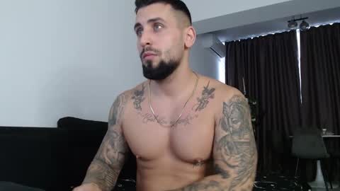 Snapshot of _dylangreen chatting on September 2025 08:41:02 AM Dylan online show from September 2025 08:41:02 AM