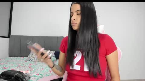 _elektrah online show from February 2025 09:52:02 PM