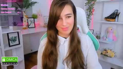 Snapshot of _eliizabeth__ chatting on October 2025 09:37:01 PM Lizzy online show from October 2025 09:37:01 PM