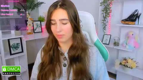 Snapshot of _eliizabeth__ chatting on October 2025 09:57:01 PM Lizzy online show from October 2025 09:57:01 PM