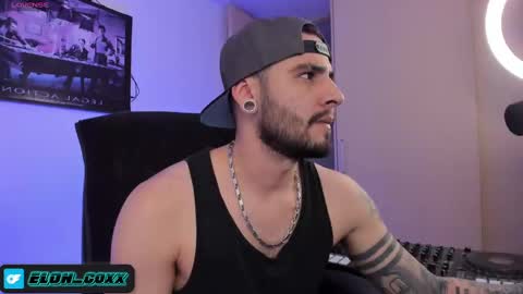  -         online show from January 2025 01:08:01 AM