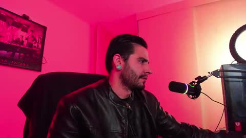  -         online show from March 2025 01:06:01 AM