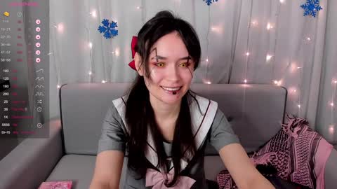 Snapshot of _emily__strike_ chatting on December 2024 12:49:01 PM _emily__strike_ online show from December 2024 12:49:01 PM